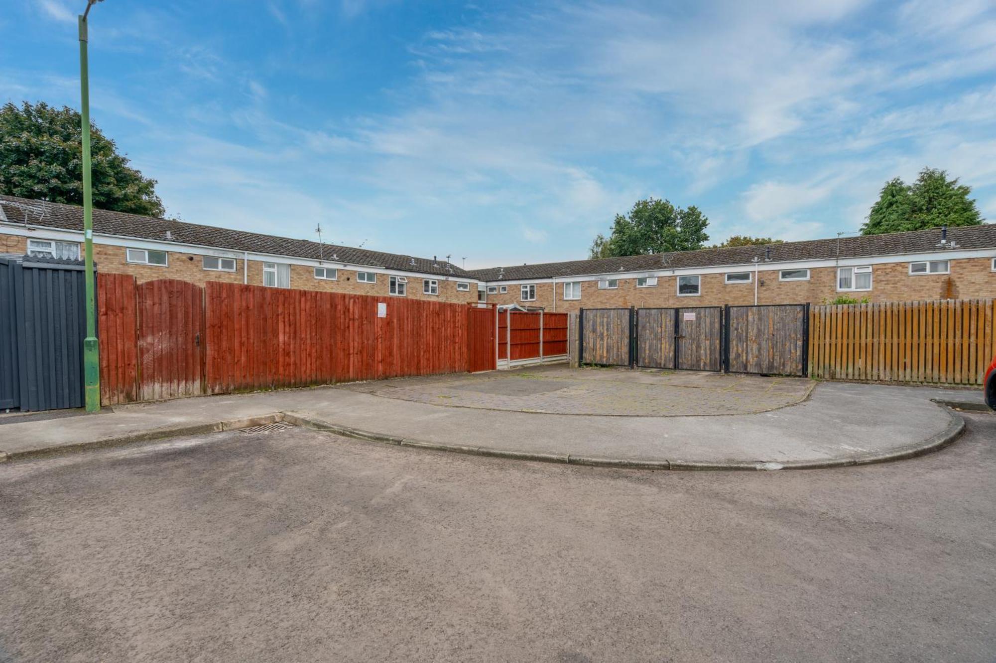 A Charming 3 Bed Home Next To Nec And Birmingham International Airport مارستون غرين المظهر الخارجي الصورة