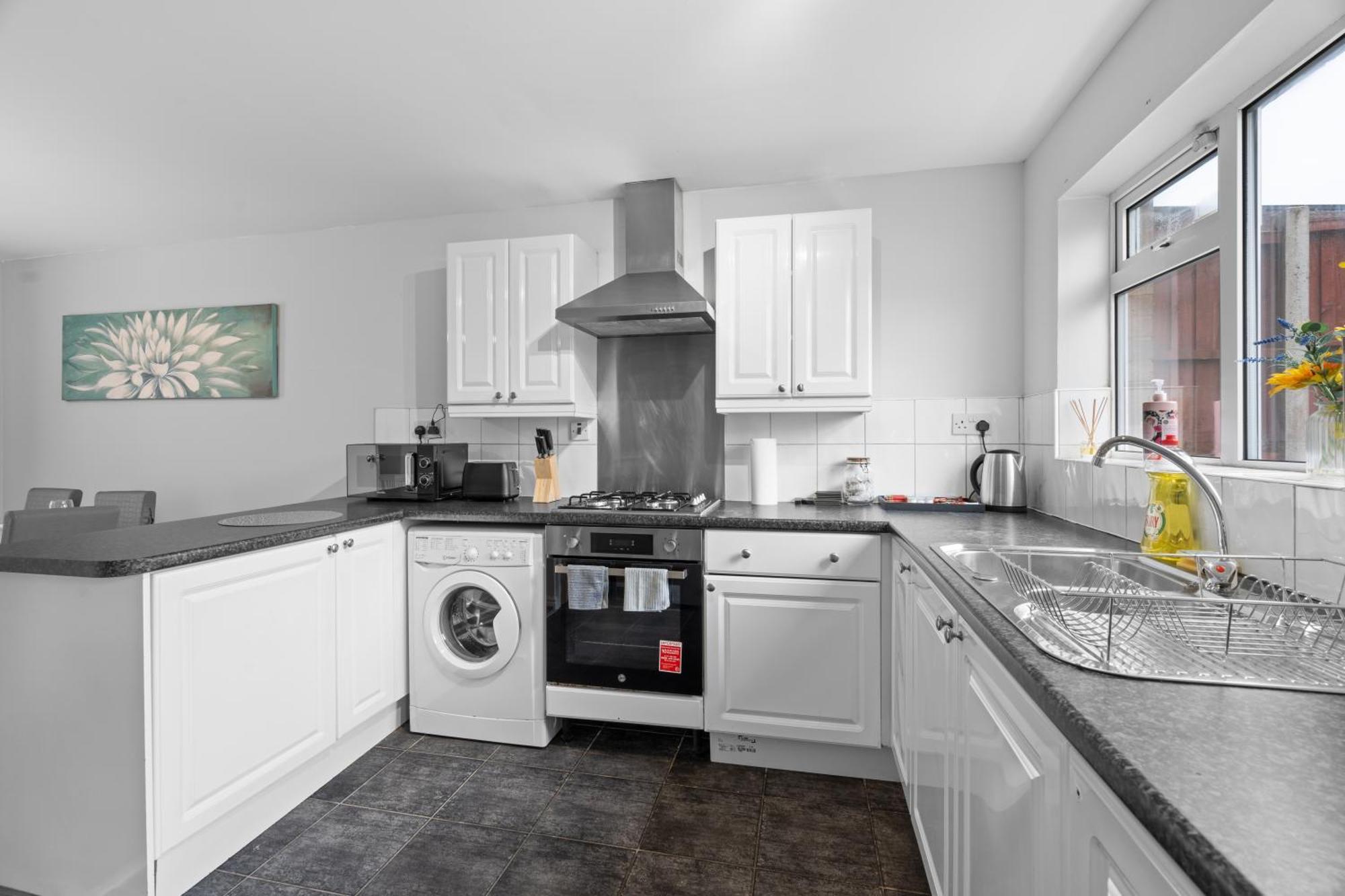 A Charming 3 Bed Home Next To Nec And Birmingham International Airport مارستون غرين المظهر الخارجي الصورة